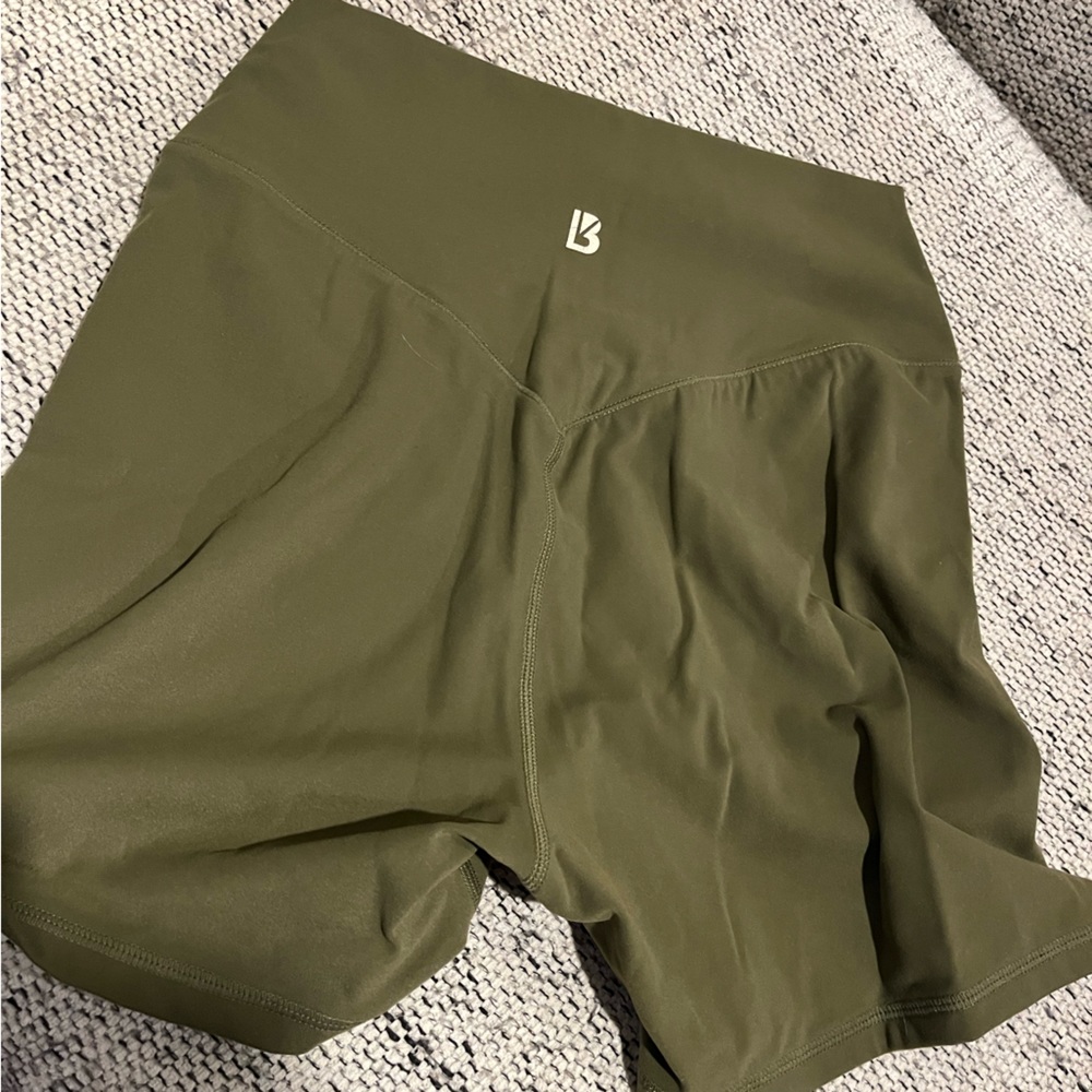 Buffbunny shorts!
